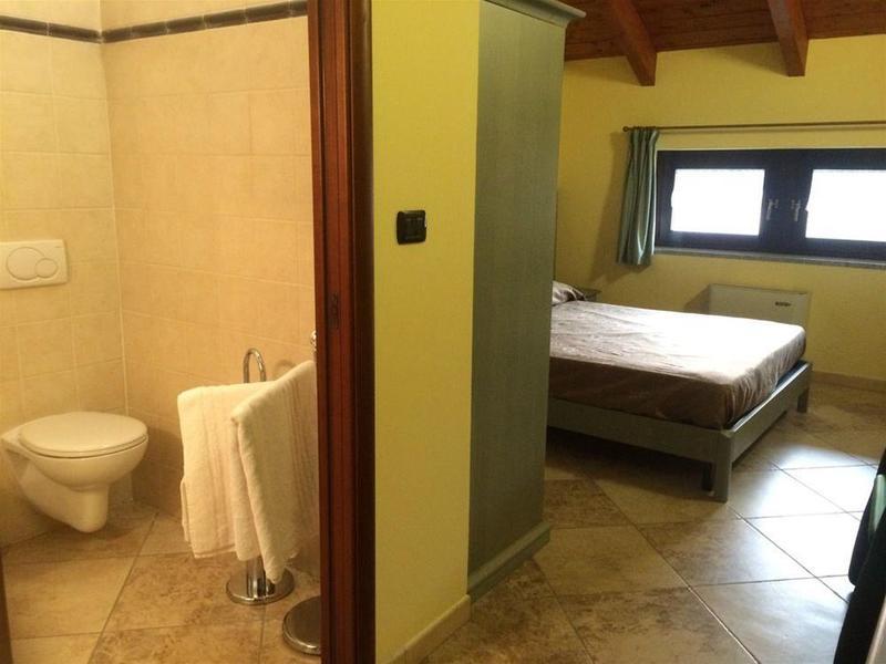 מלון ריבולי Cascina Scola מראה חיצוני תמונה